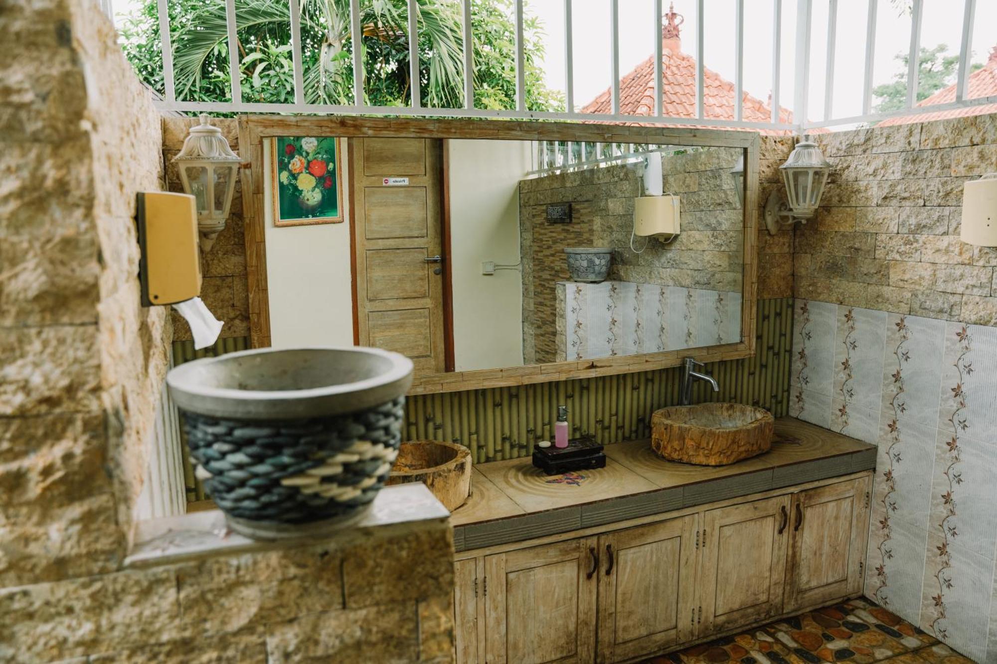 Homestay Taman Asih Bingin