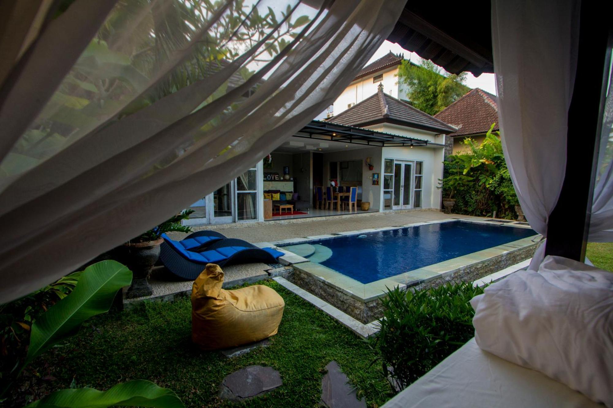 Ratna Ubud (Bali)