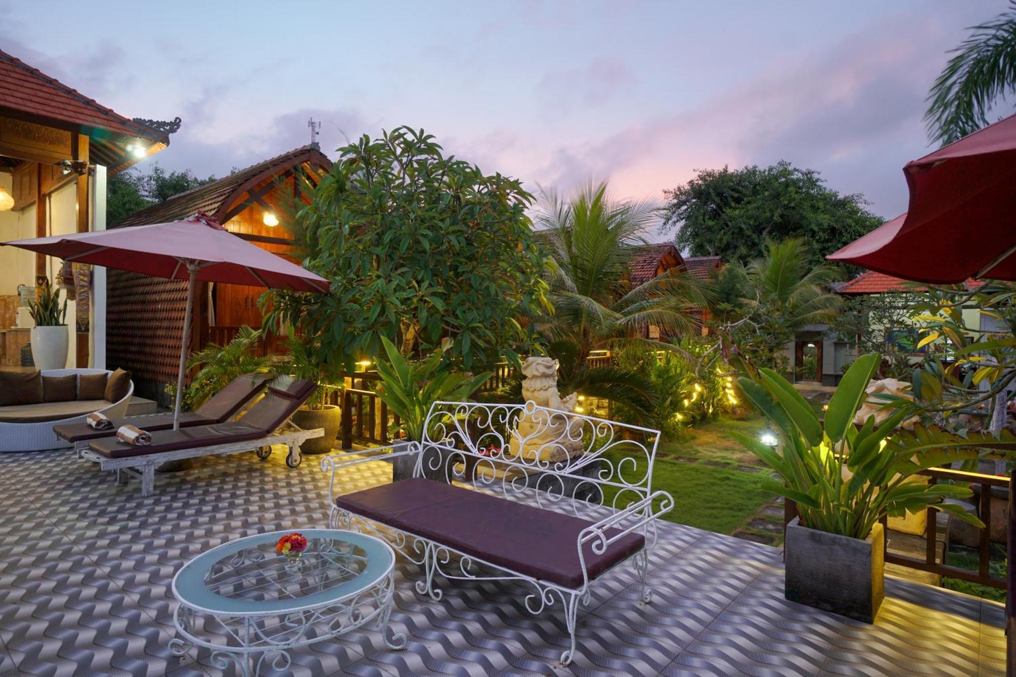 Hotel Innora Jungle And Batununggul