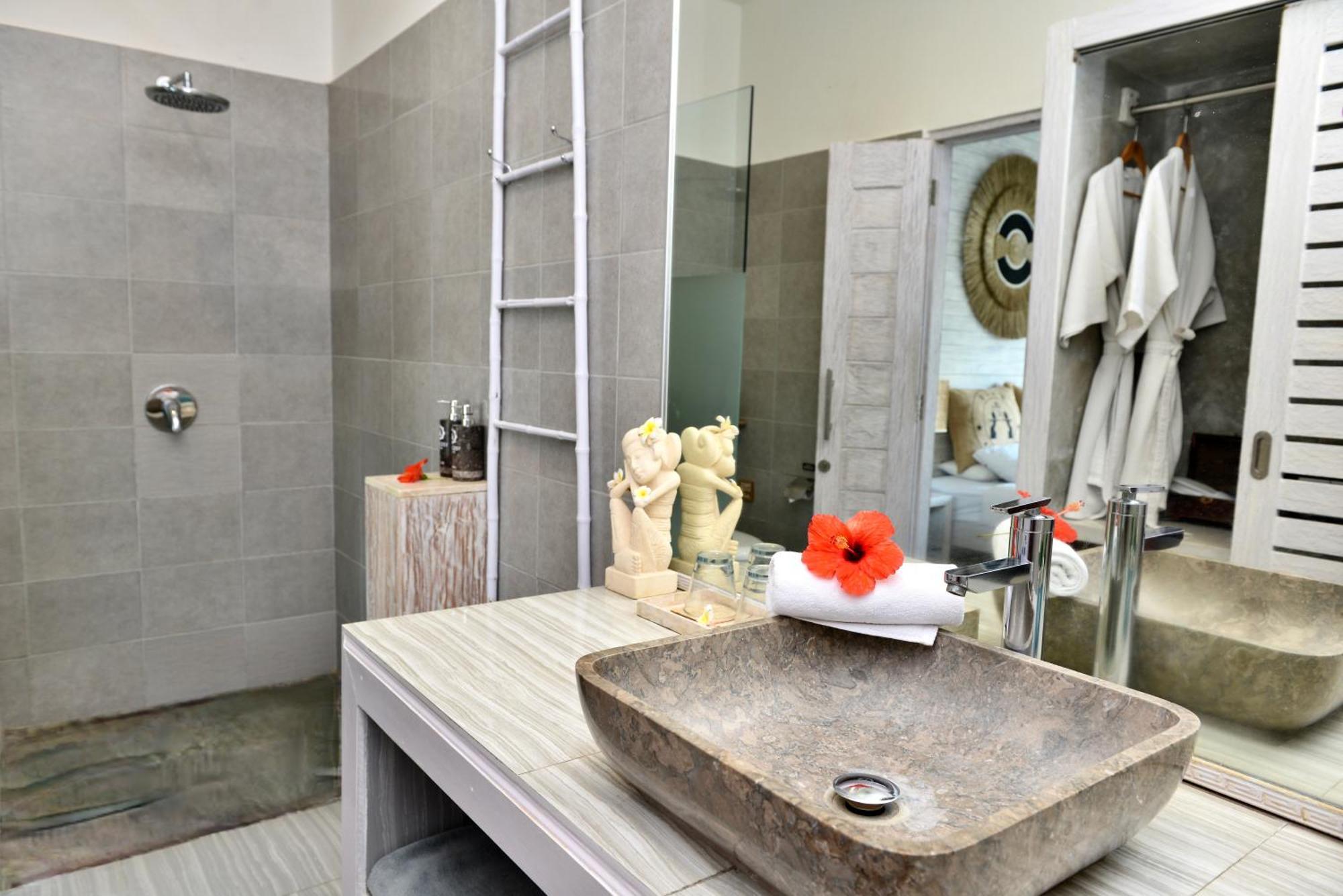 Bali Cosy Seminyak For Adults Only * Legian (Bali)