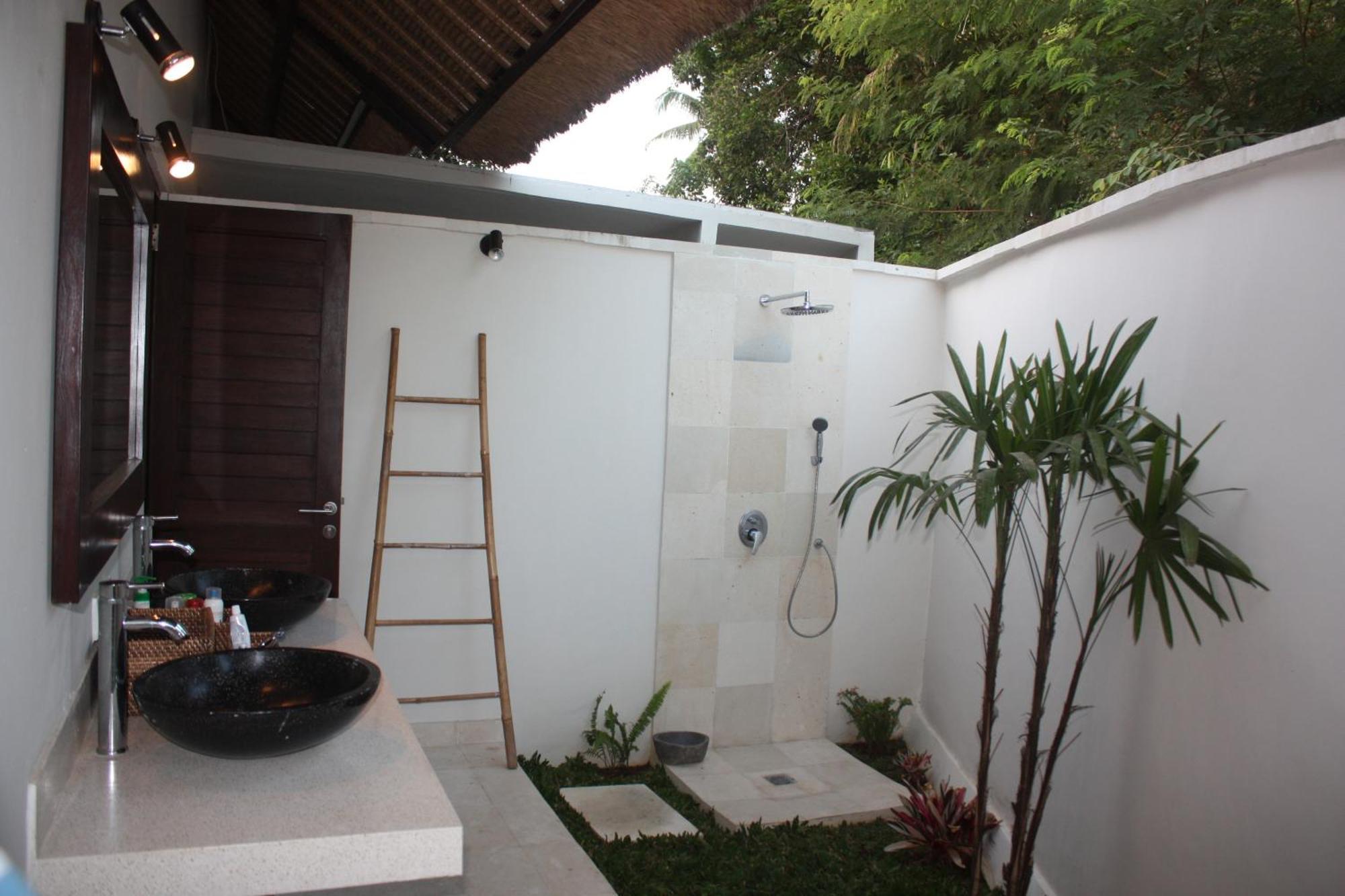 Kembali Villa