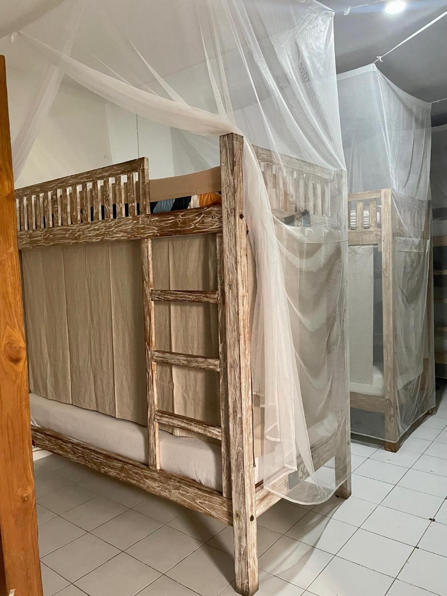 Da Housetel Kuta Kuta (Bali)