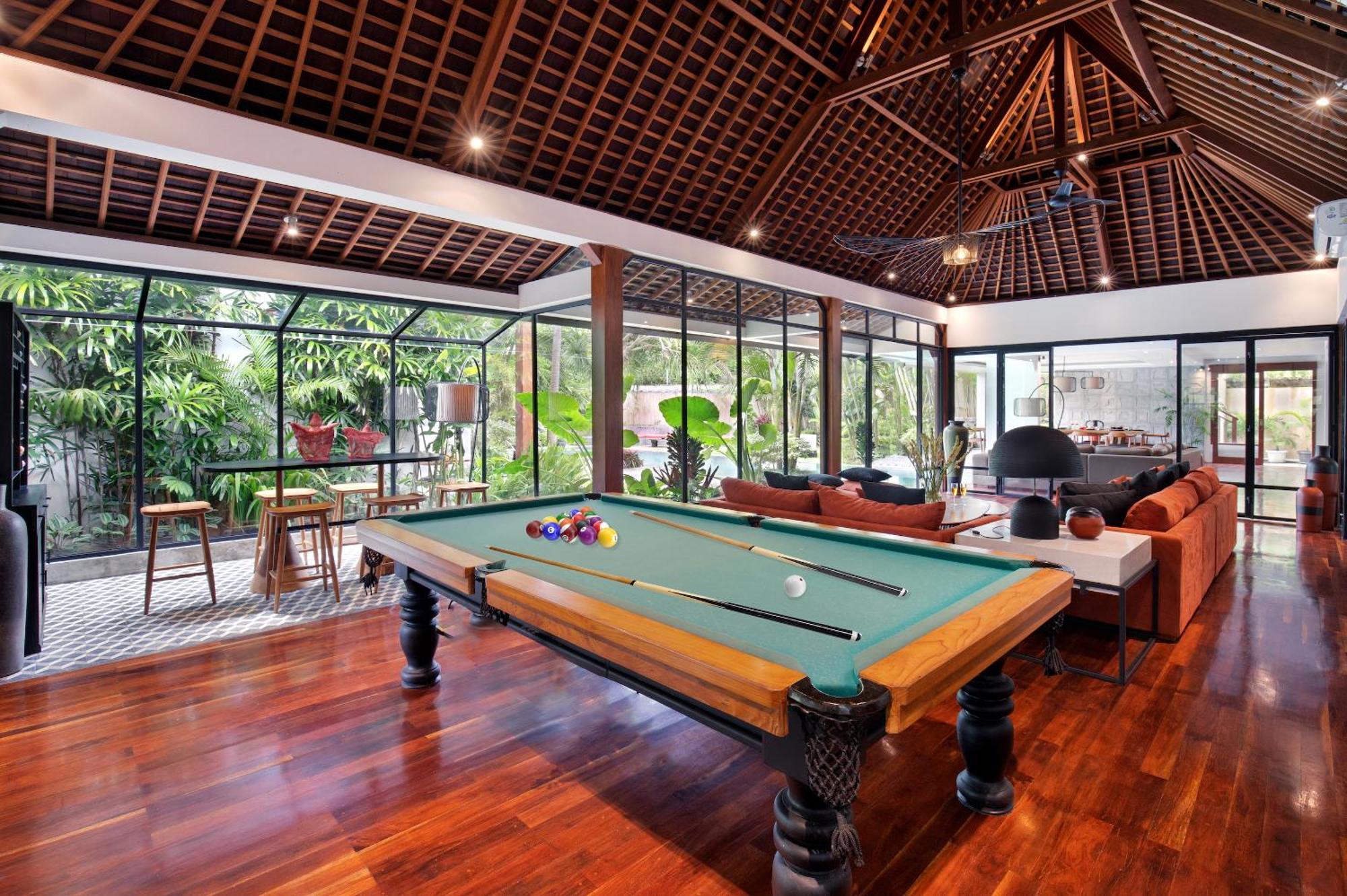 Villa Think Know - Think Again! Stunning Large Luxxe 7bed