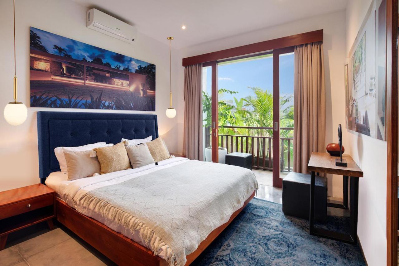 Think Know - Think Again! Stunning Large Luxxe 7bed * Canggu (Bali)