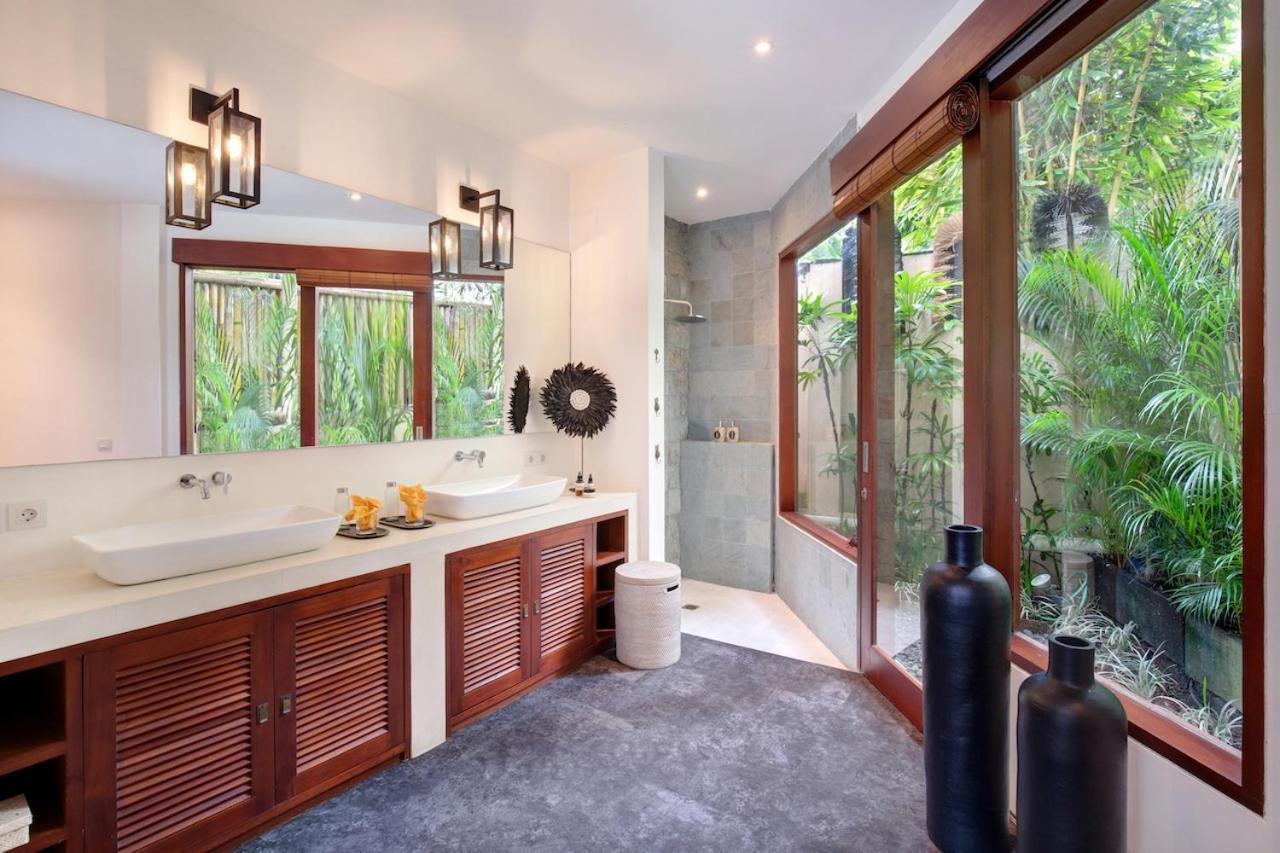 Think Know - Think Again! Stunning Large Luxxe 7bed Villa