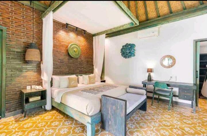 Govinda Villa *