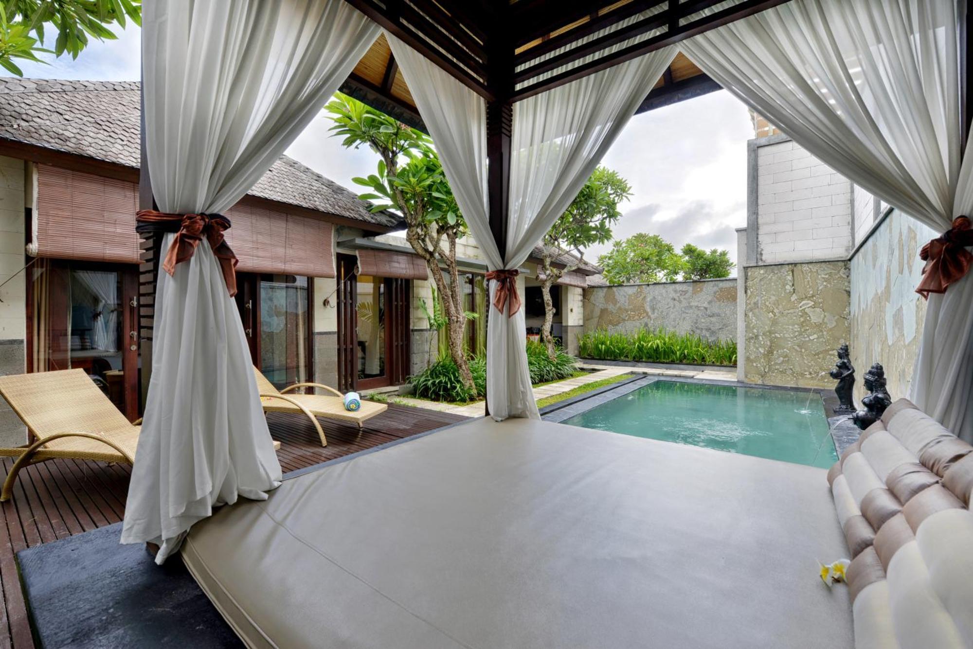 Villa The Khayangan Dreams Villa,