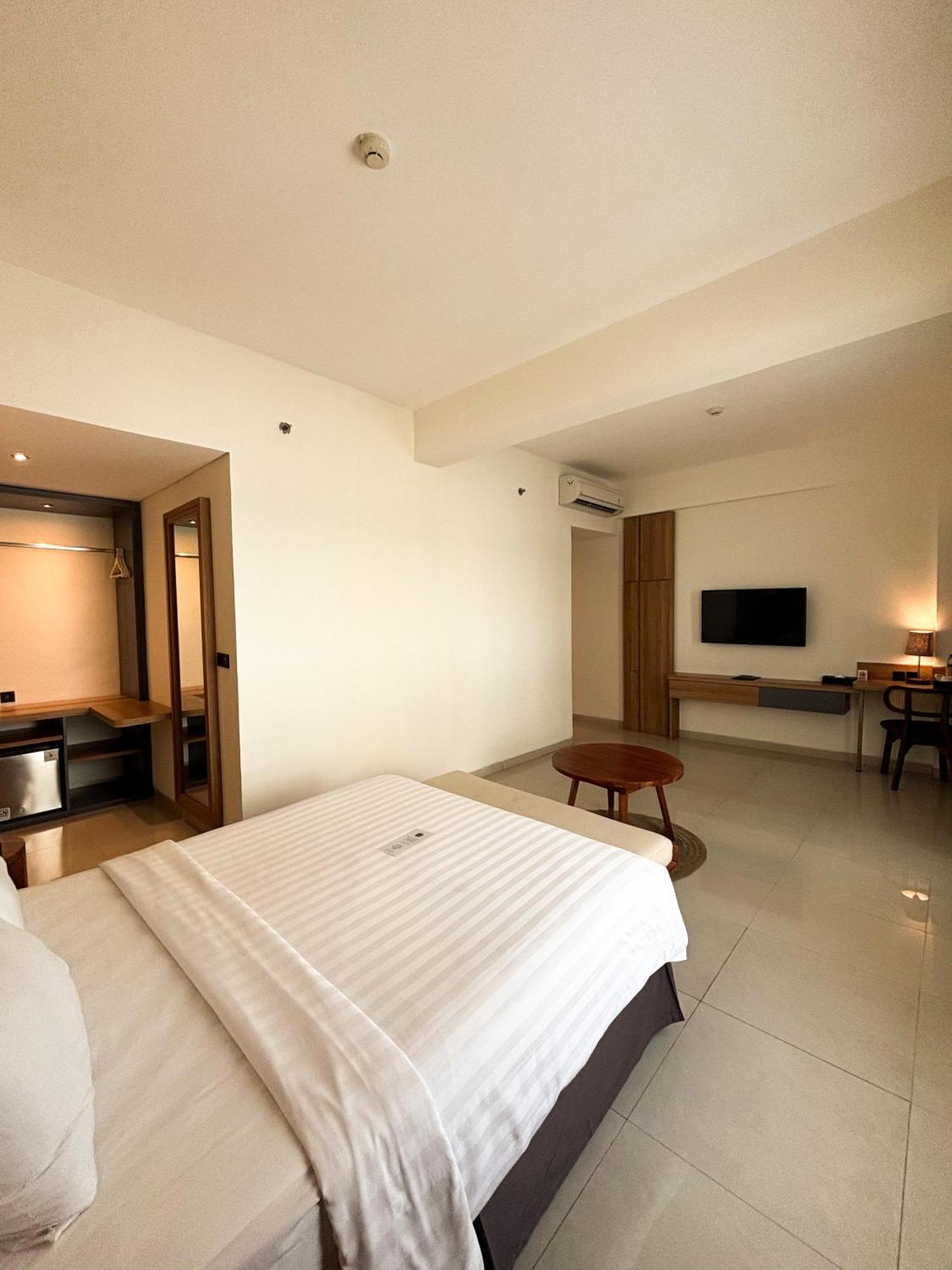 Crystalkuta - Bali Hotel