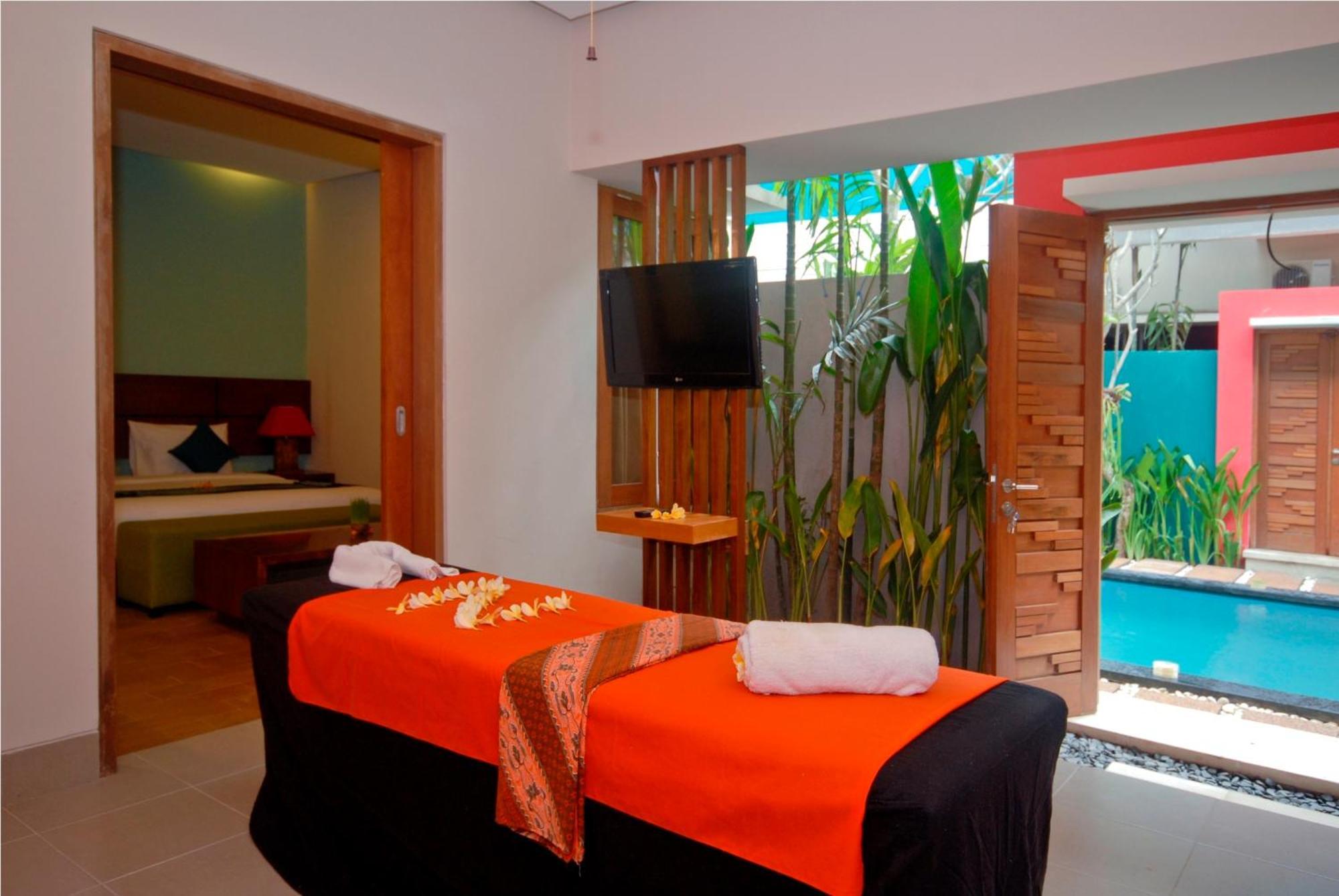 The Zhurga Aparthotel