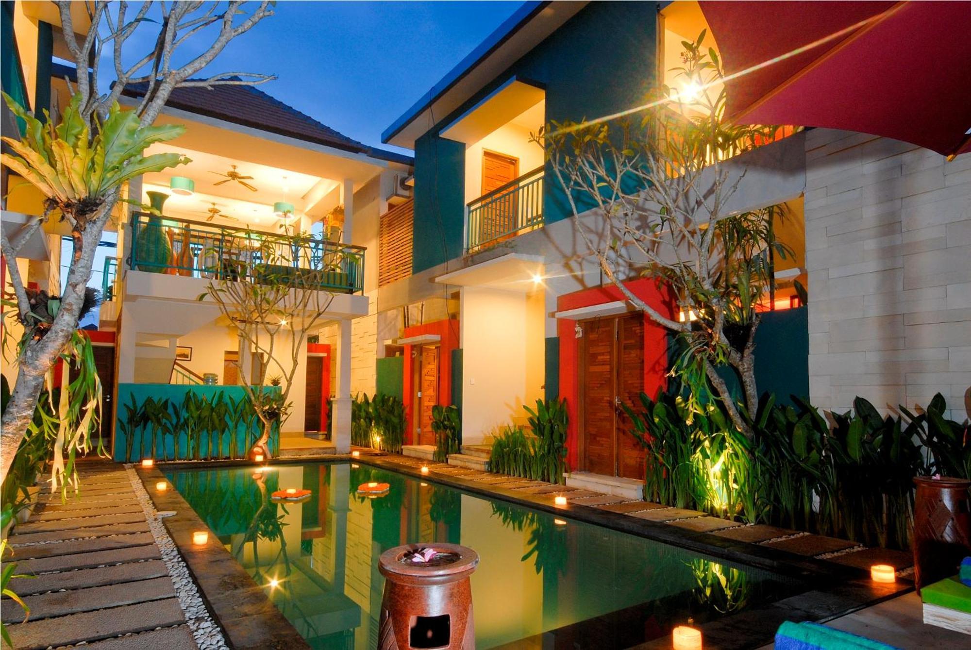 The Zhurga Aparthotel 3*