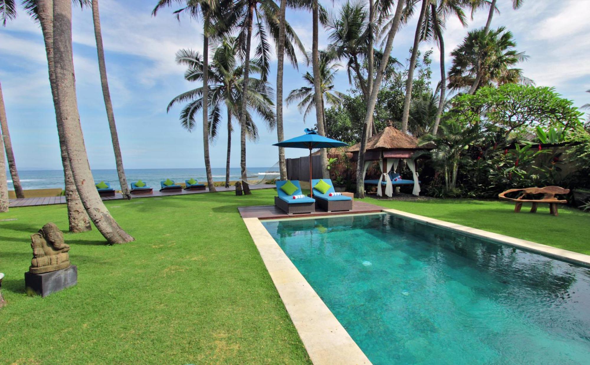 Samudra Luxury Beachfront * Ketewel