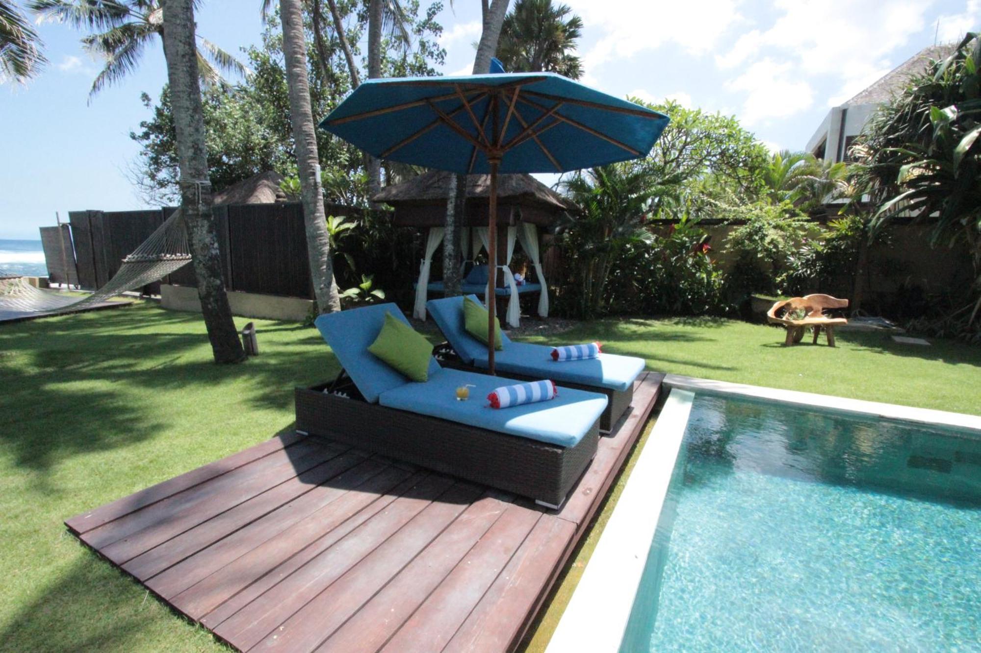 Samudra Luxury Beachfront * Ketewel