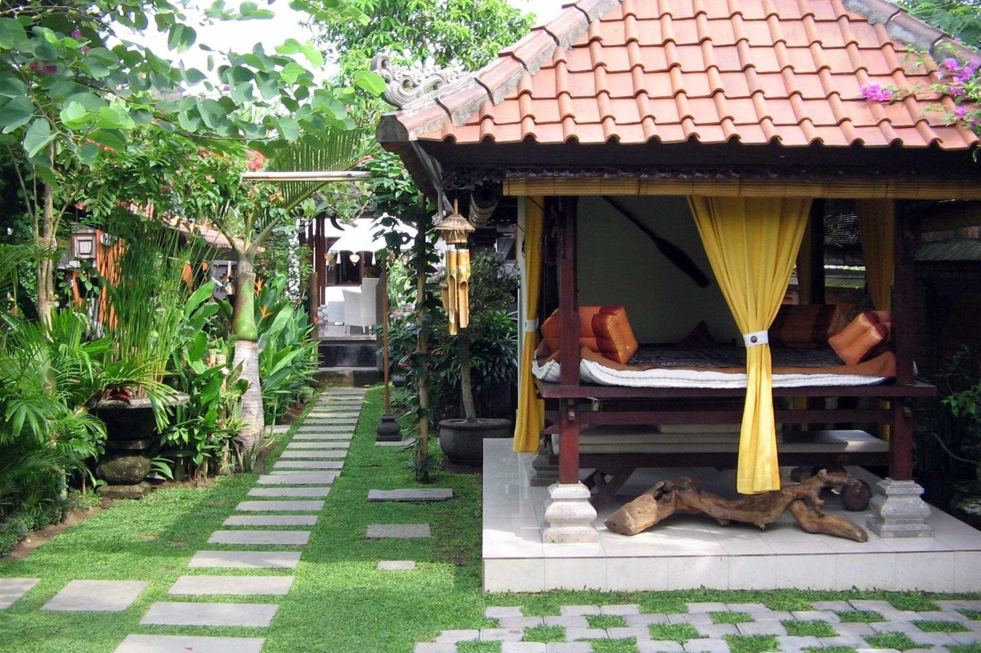 Holiday park Puri Ayu 3*