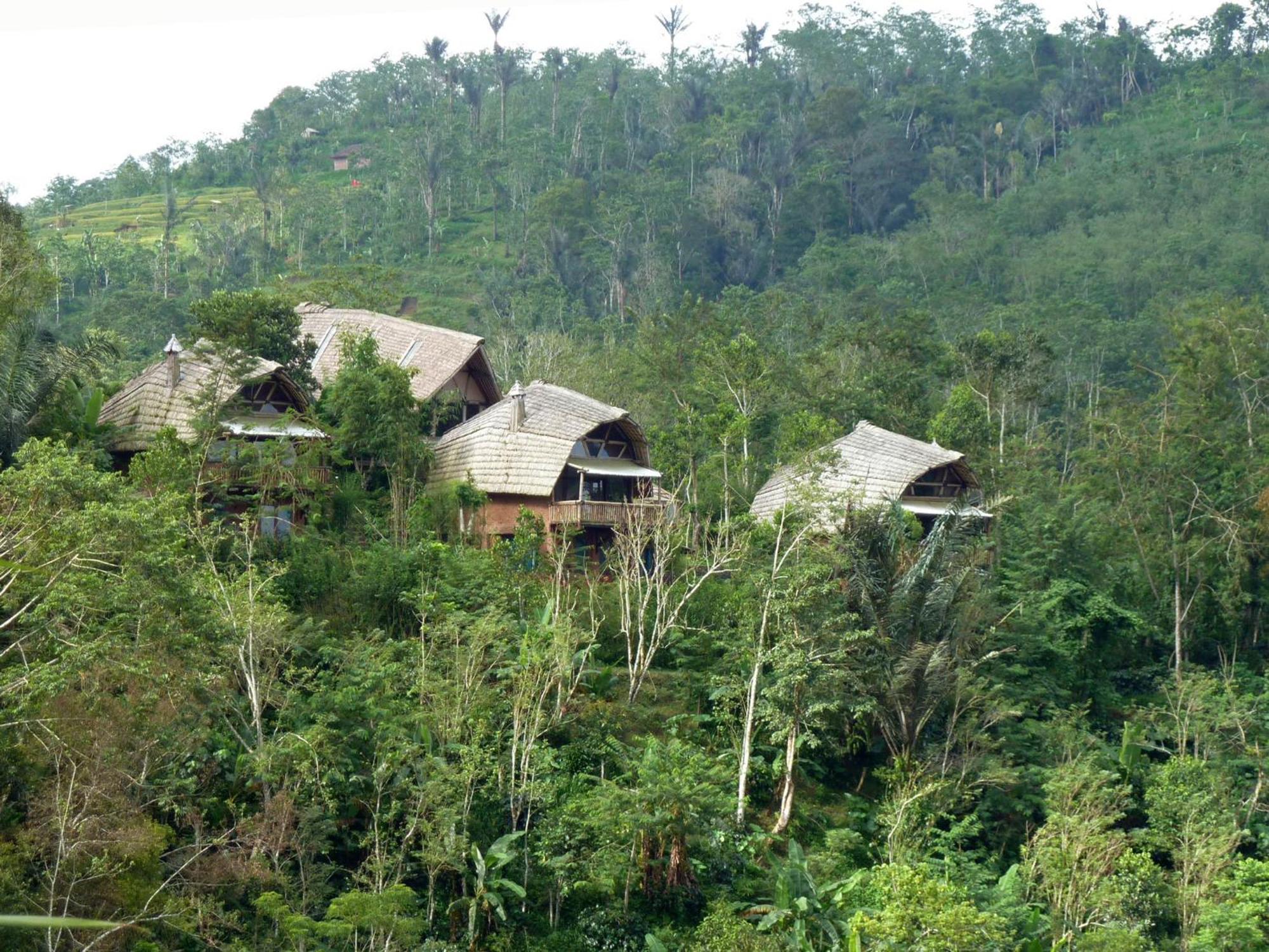 Bali Eco Village 2*
