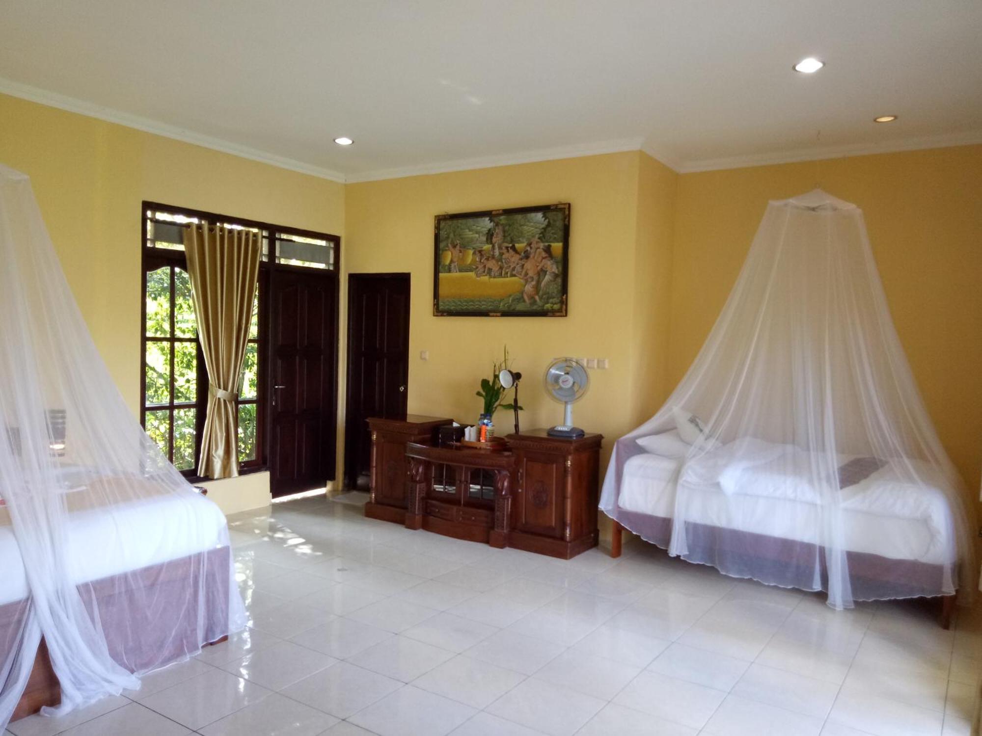 Atres * Munduk (Bali)