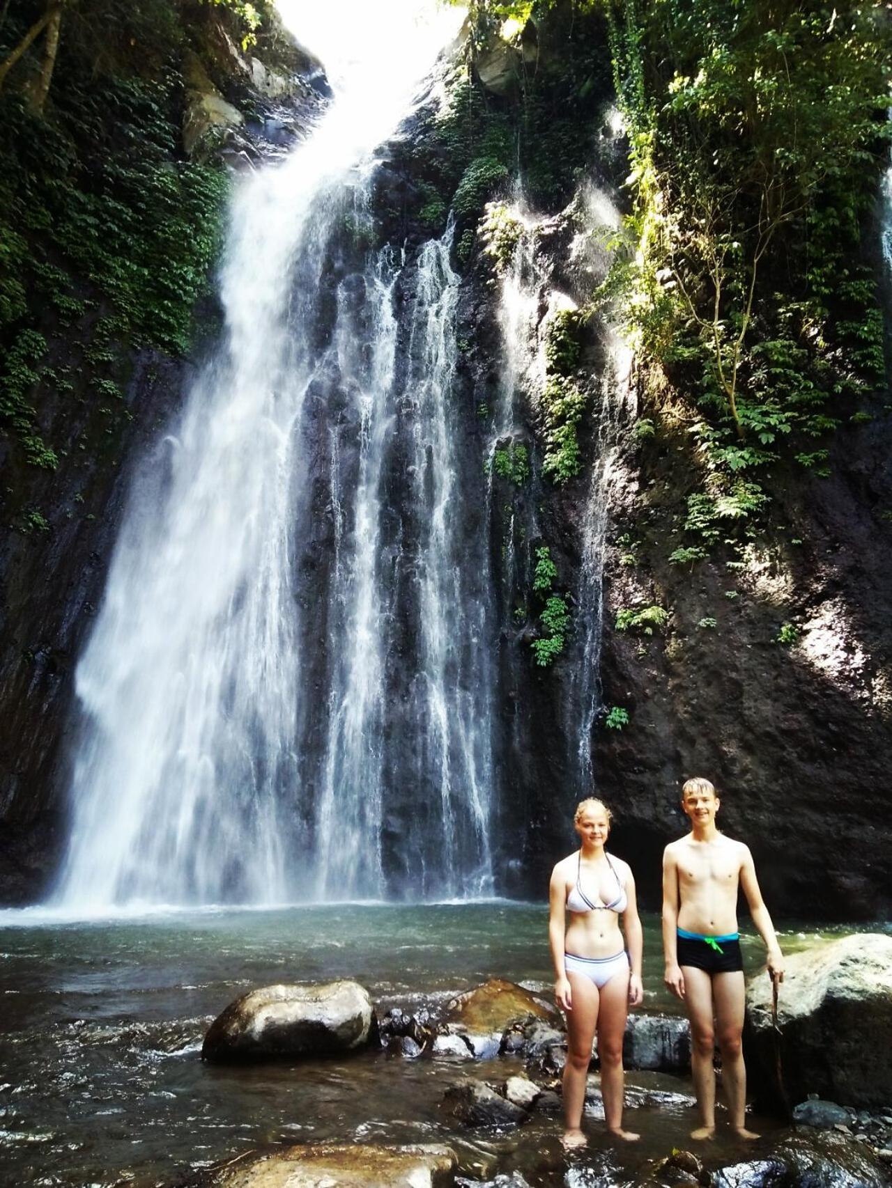 Atres Munduk (Bali)