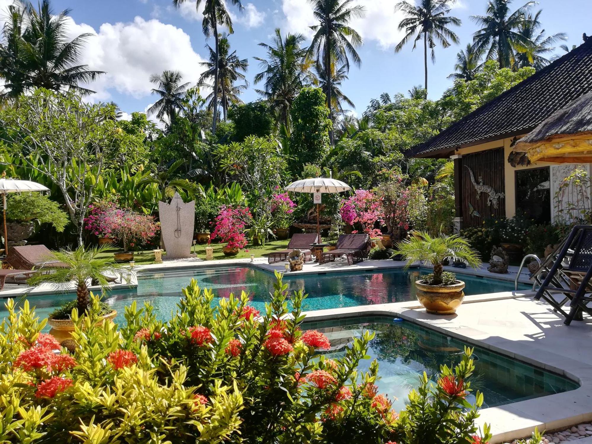 Gusmania Villa