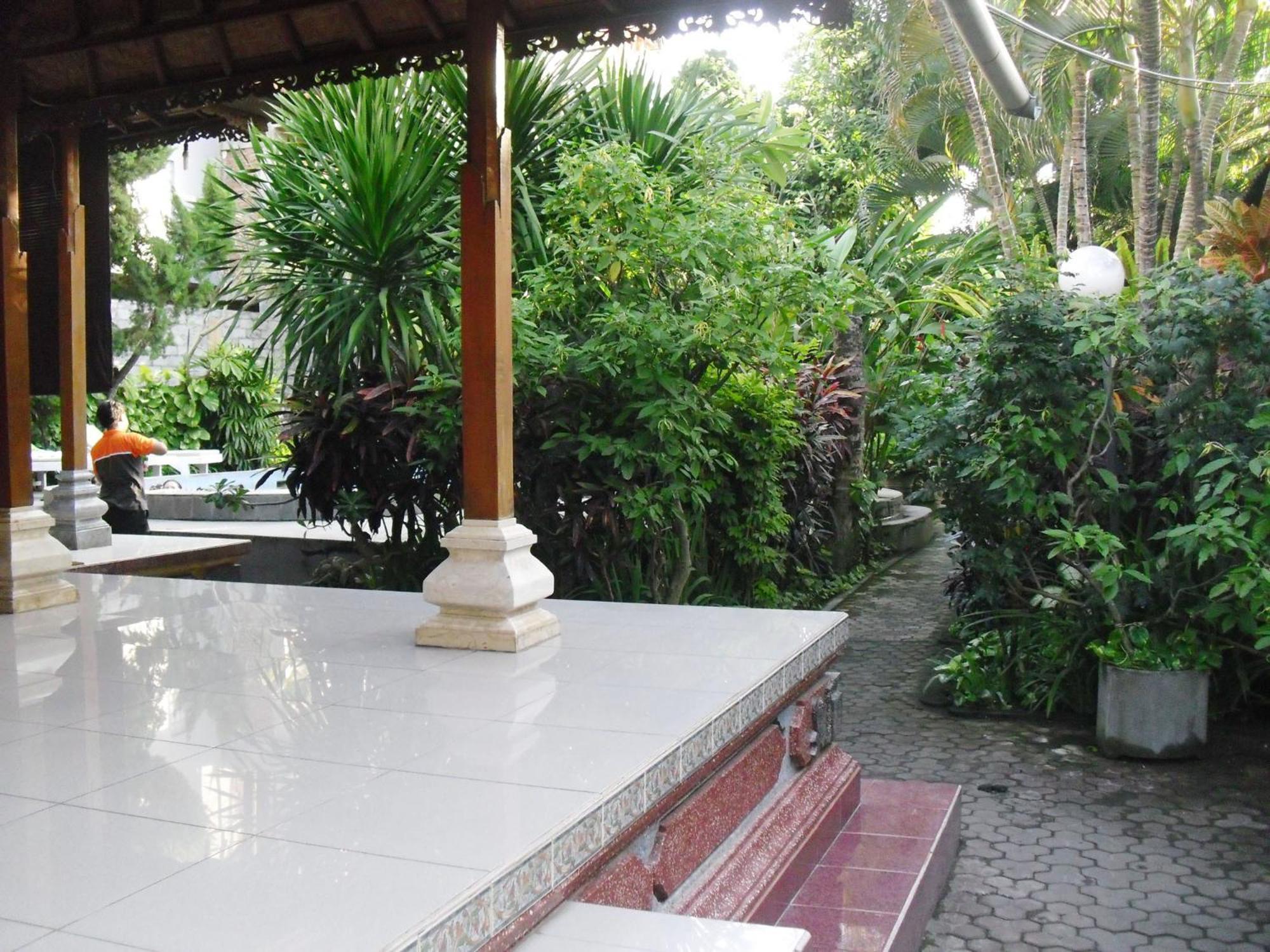 Adus Guest house