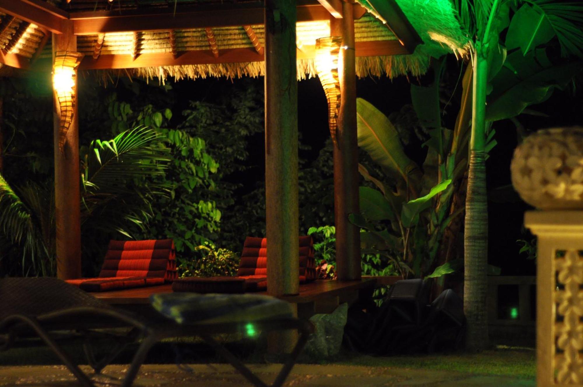 Gili Pesona Villa *