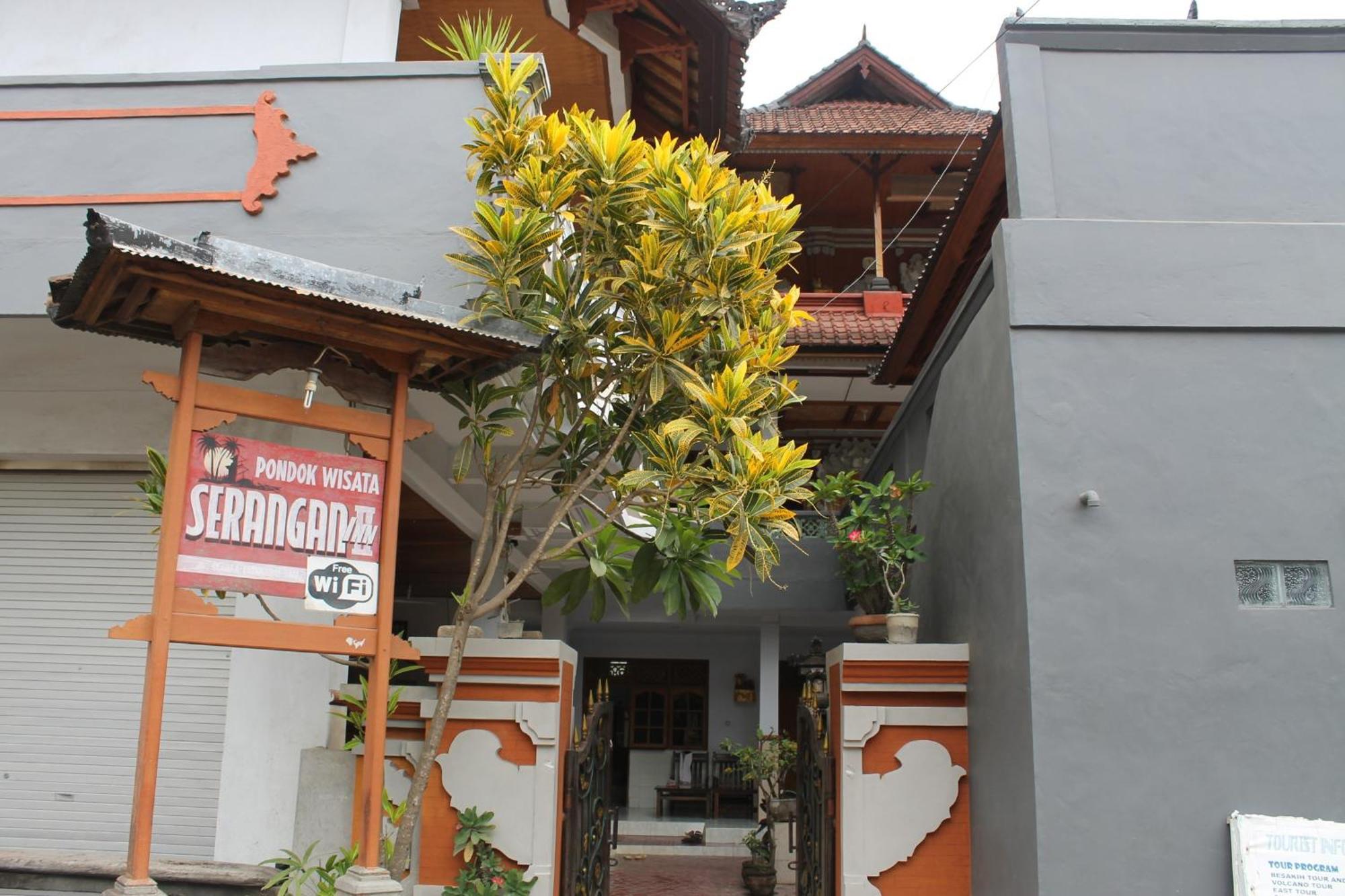 Serangan Ii Inn Padangbai (Bali)
