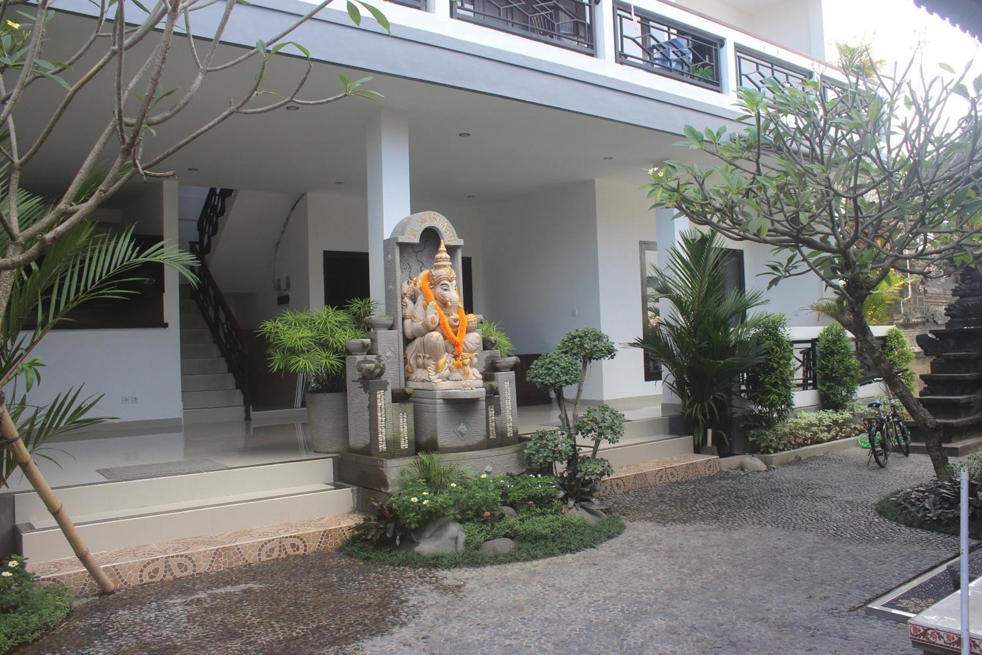 Guest house Silvy 2*