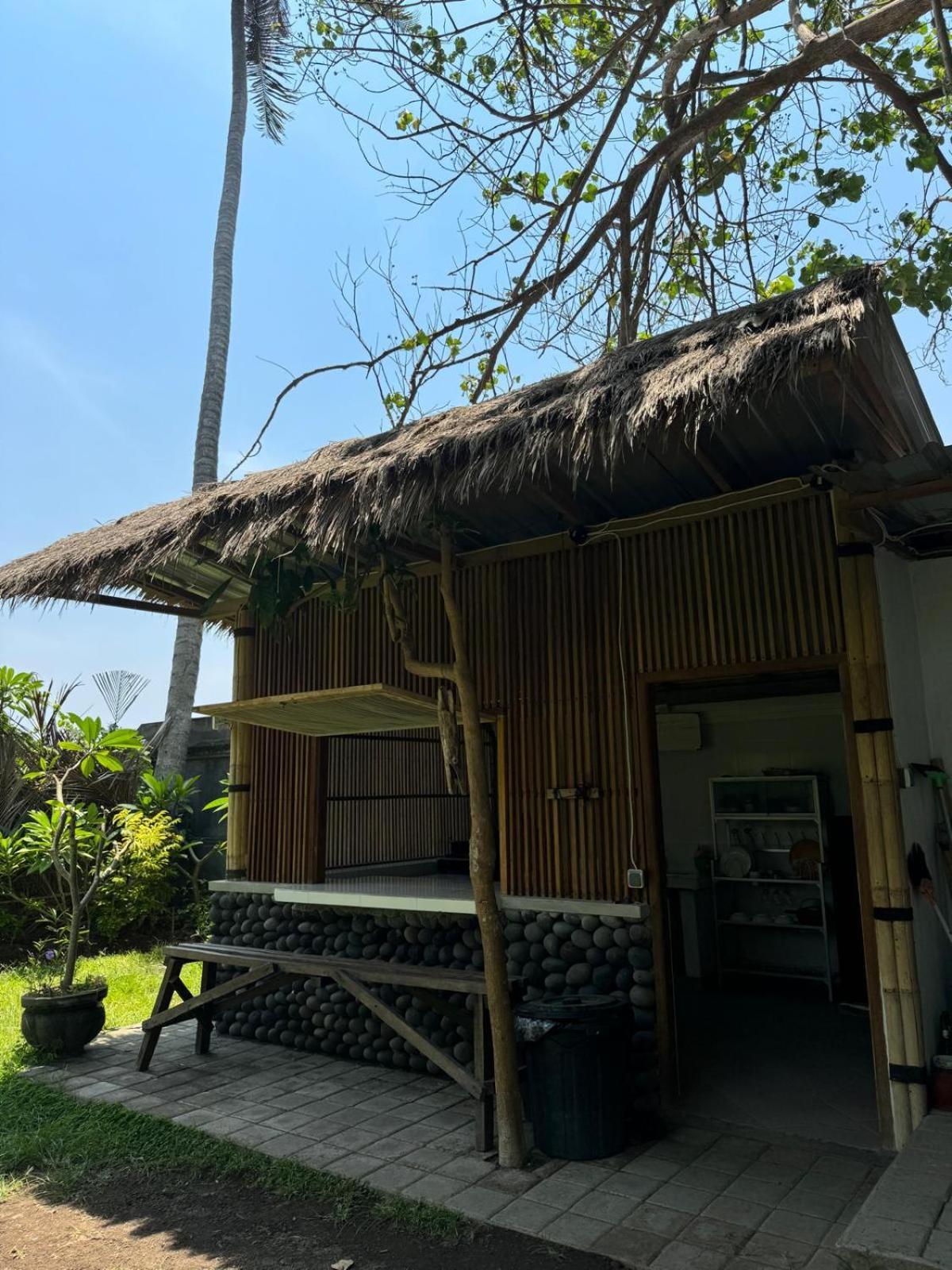 Guest house Secret Moon House *