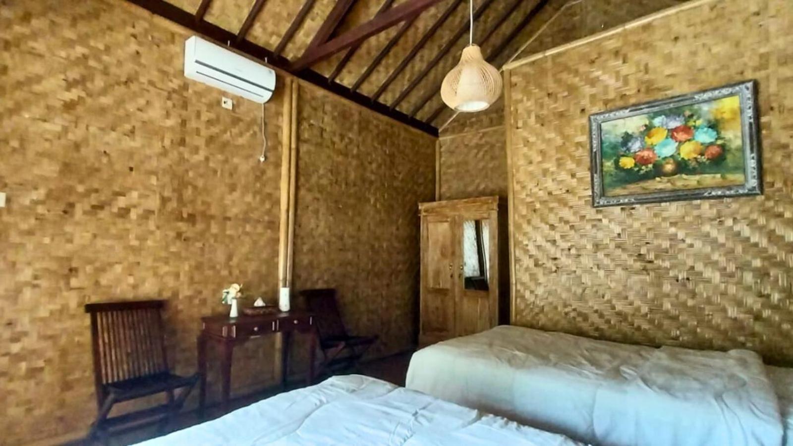 Sapta Sallaca Selat