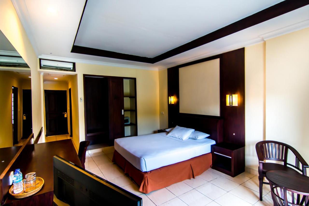Champlung Mas Hotel 4*