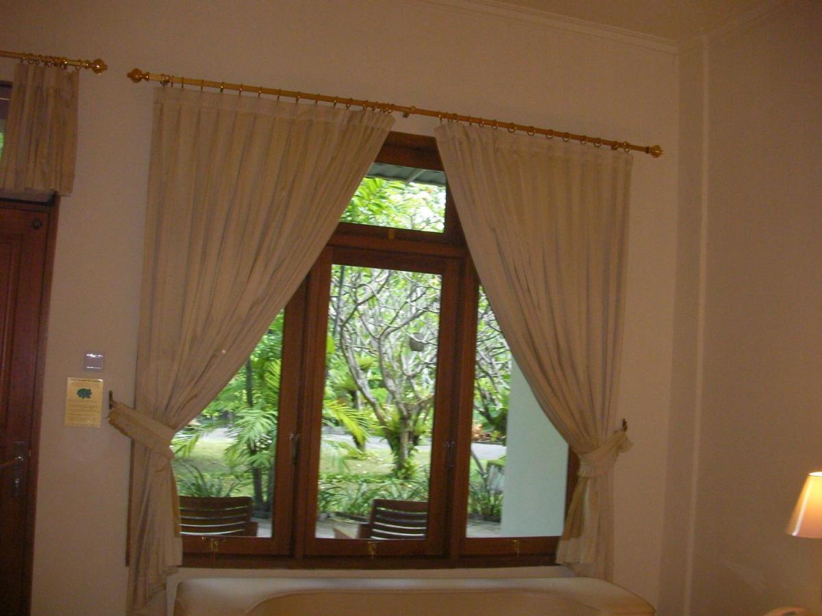 Febri's & Kuta (Bali)