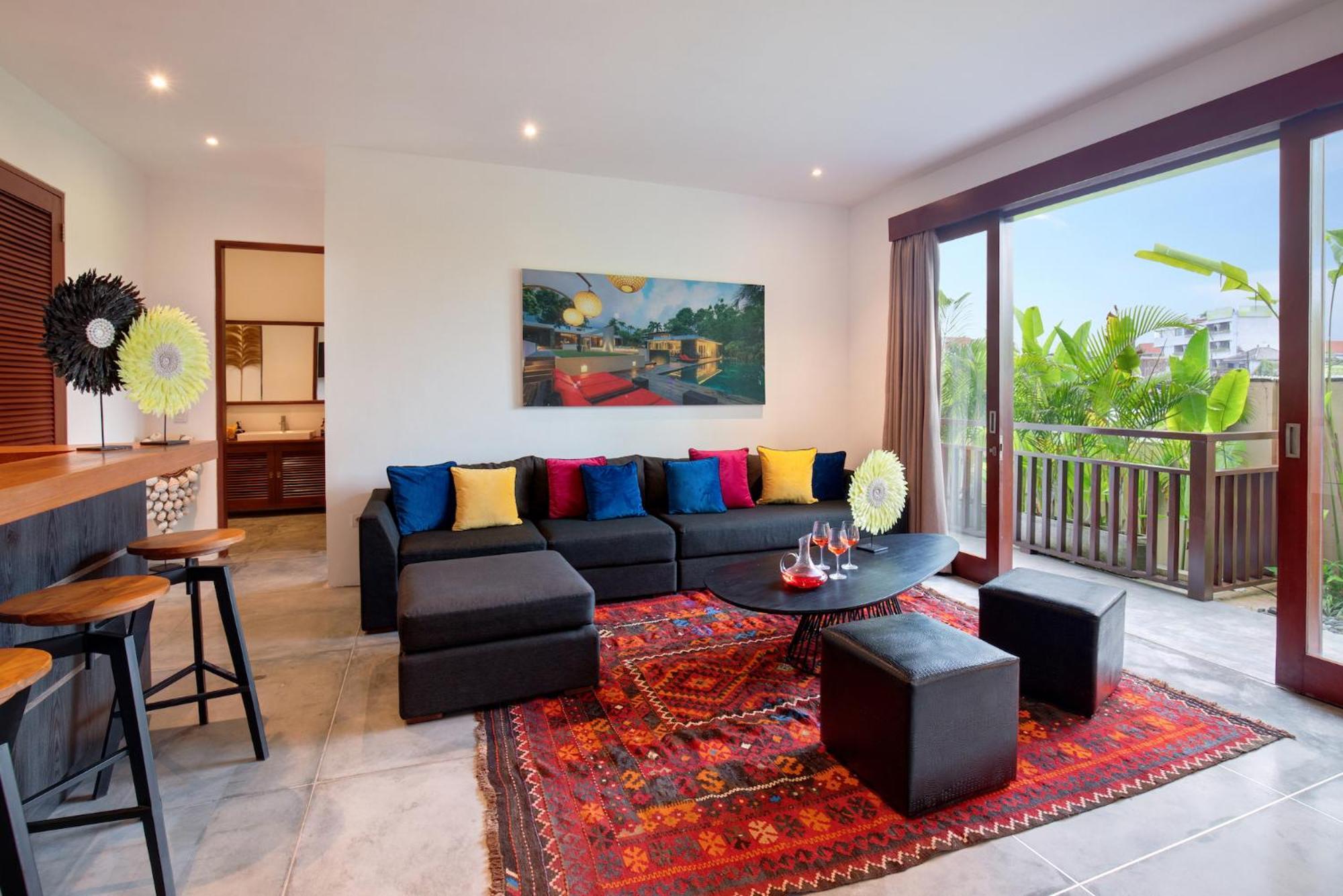 Villa Think Know - Think Again! Stunning Large Luxxe 7bed