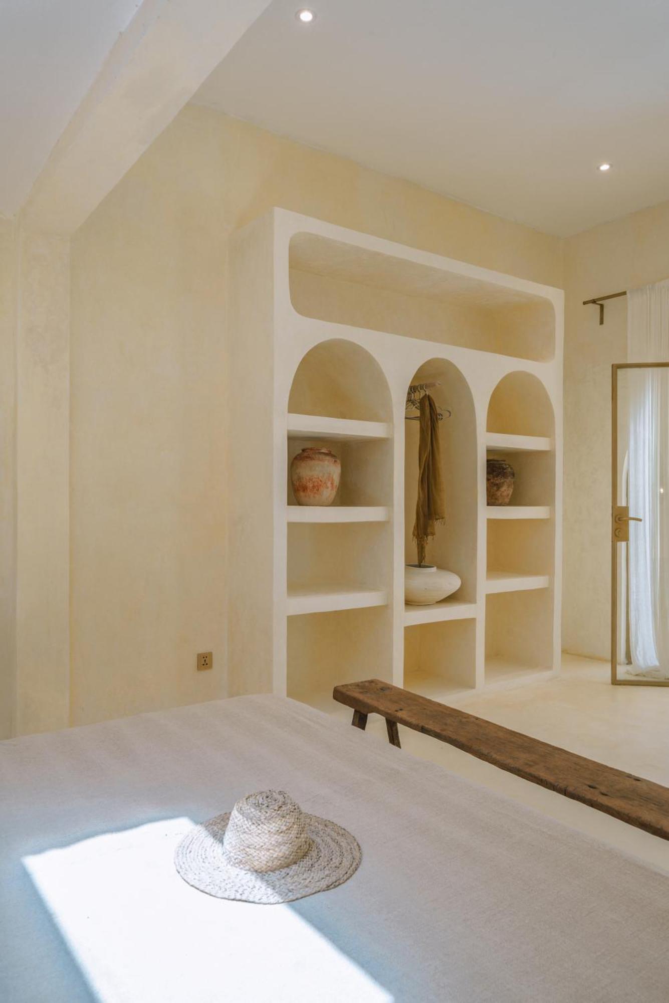 Stella: 2br Vibrant Mediterranean Oasis Canggu (Bali)