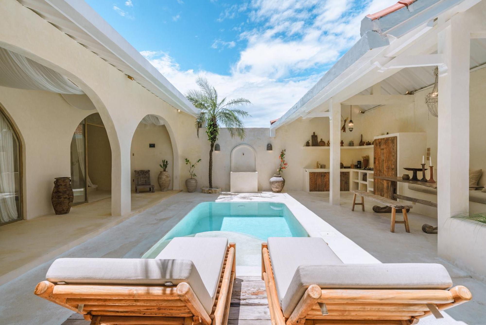 Stella: 2br Vibrant Mediterranean Oasis *