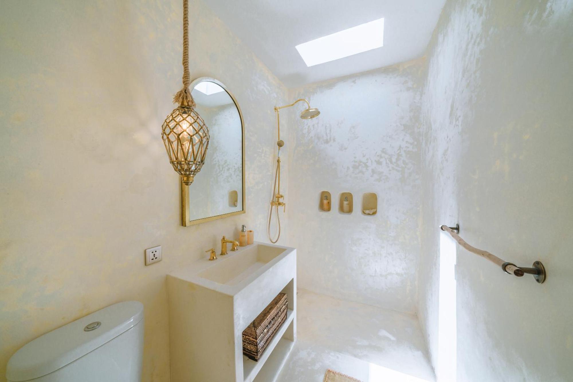 Stella: 2br Vibrant Mediterranean Oasis *