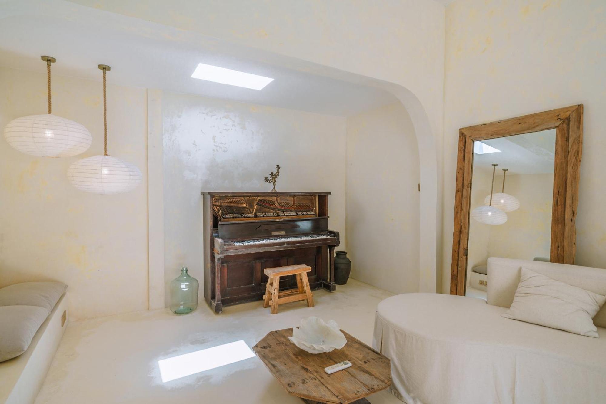 Stella: 2br Vibrant Mediterranean Oasis Villa