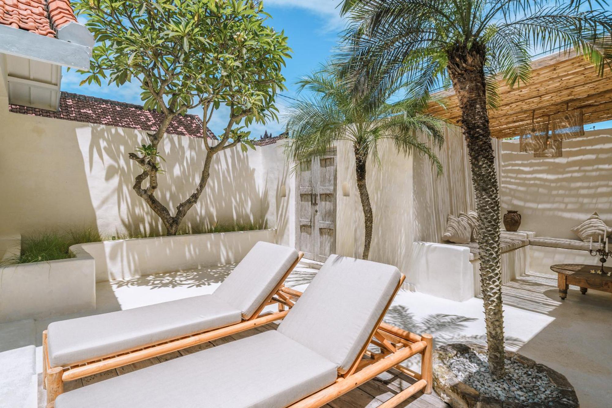 Stella: 2br Vibrant Mediterranean Oasis Canggu (Bali)