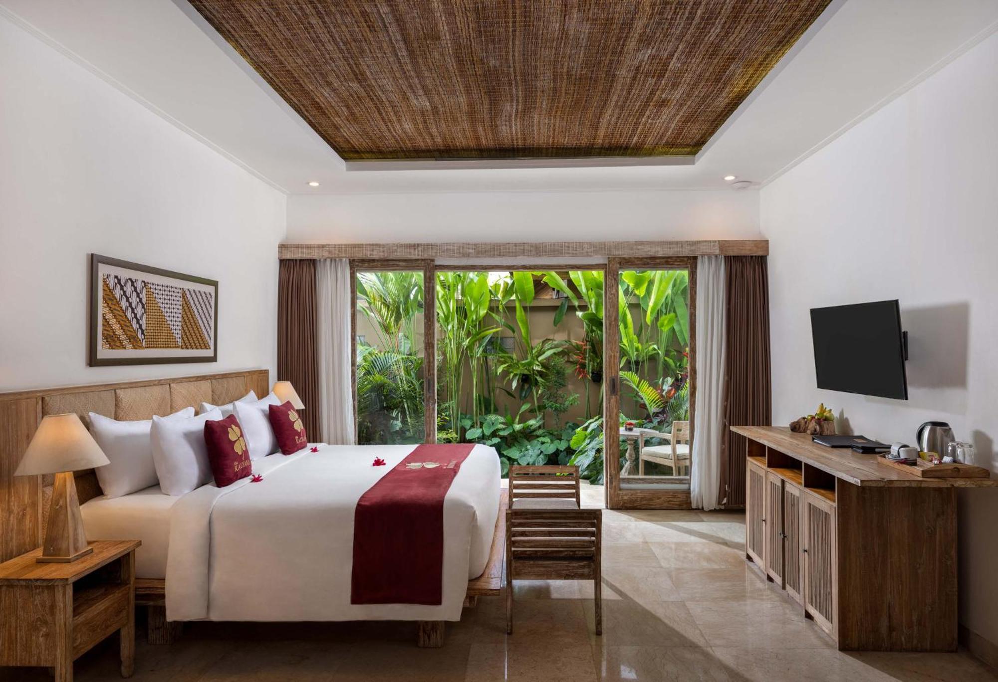 Hotel The Kalyana 4*