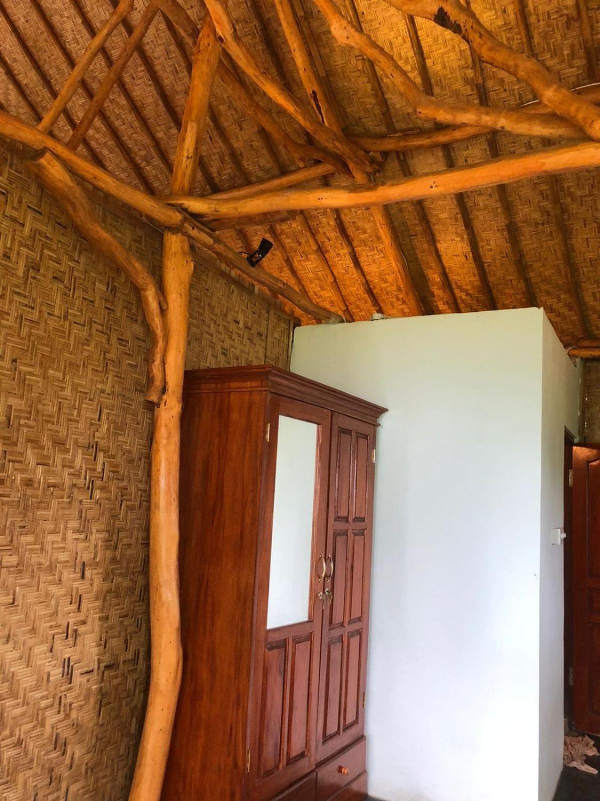 Yoga Bale House Karangasem (Bali)