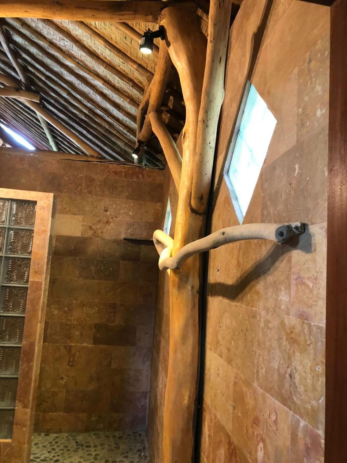 Yoga Bale House *