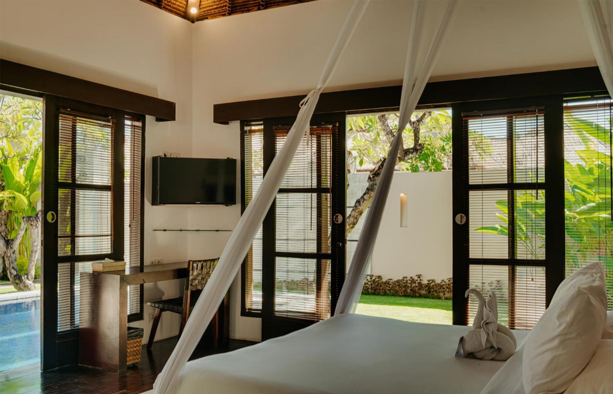 Bvilla Villa