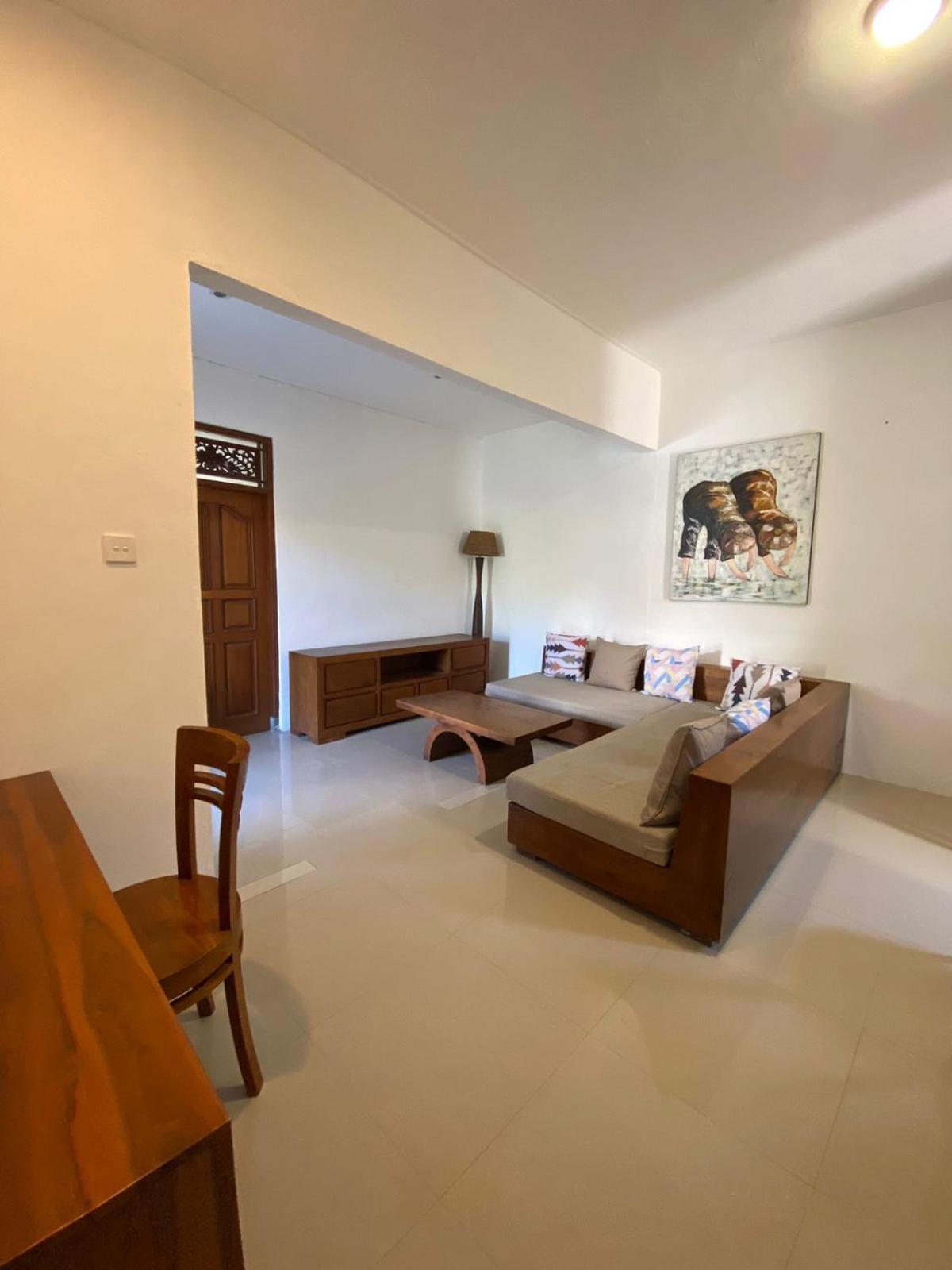 Adore Guest house *