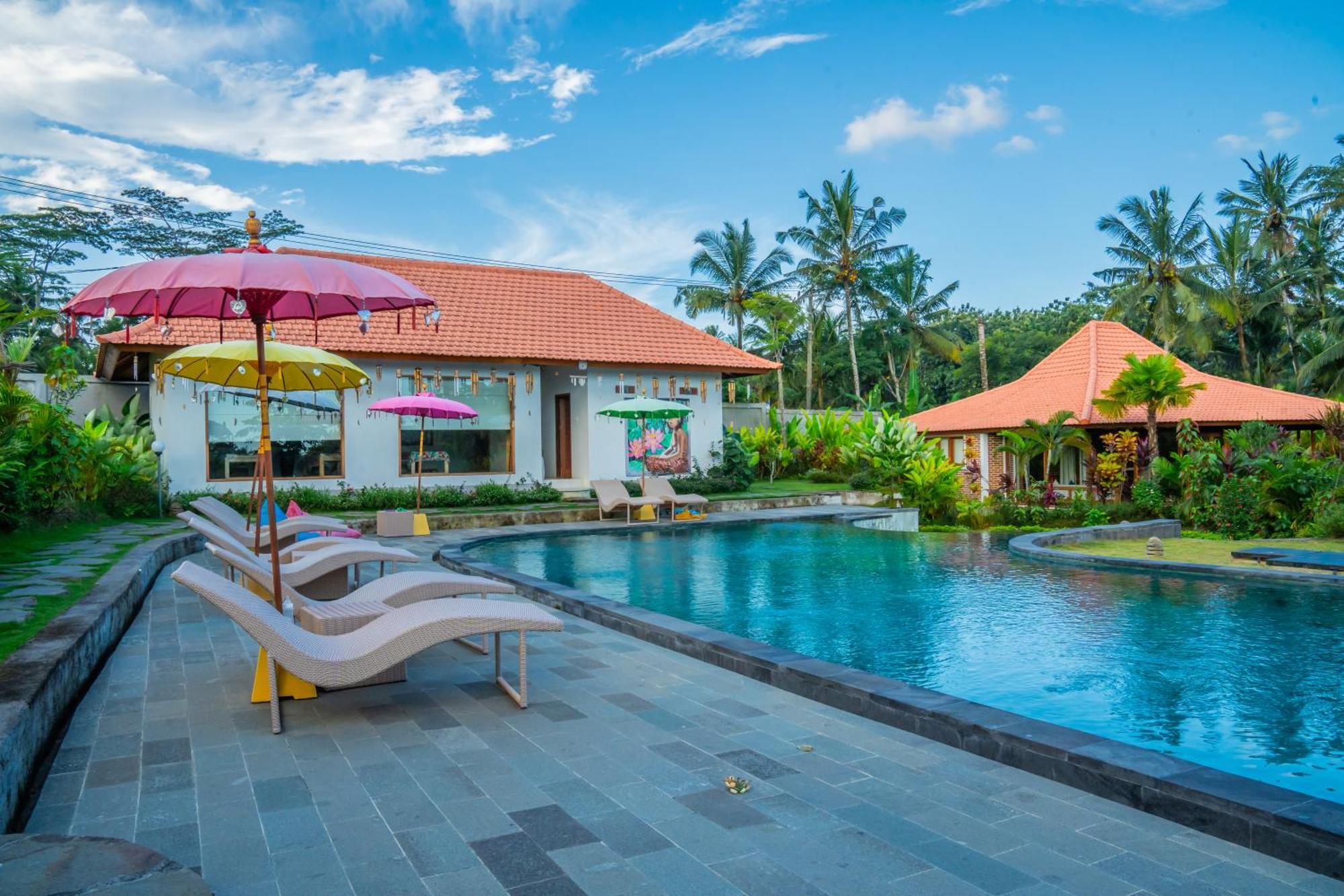 Kampung Uma Dawa And Villa Ubud (Bali)