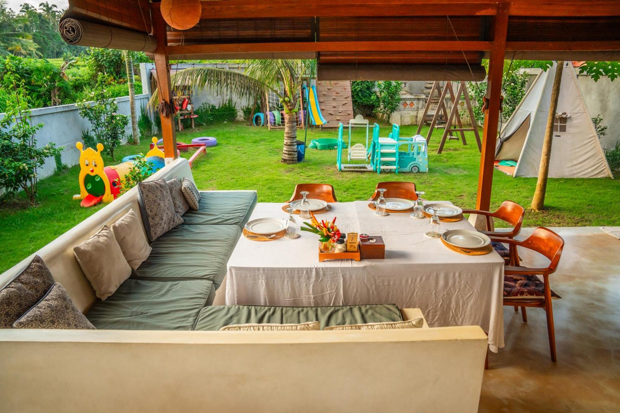 Kampung Uma Dawa And Ubud (Bali)