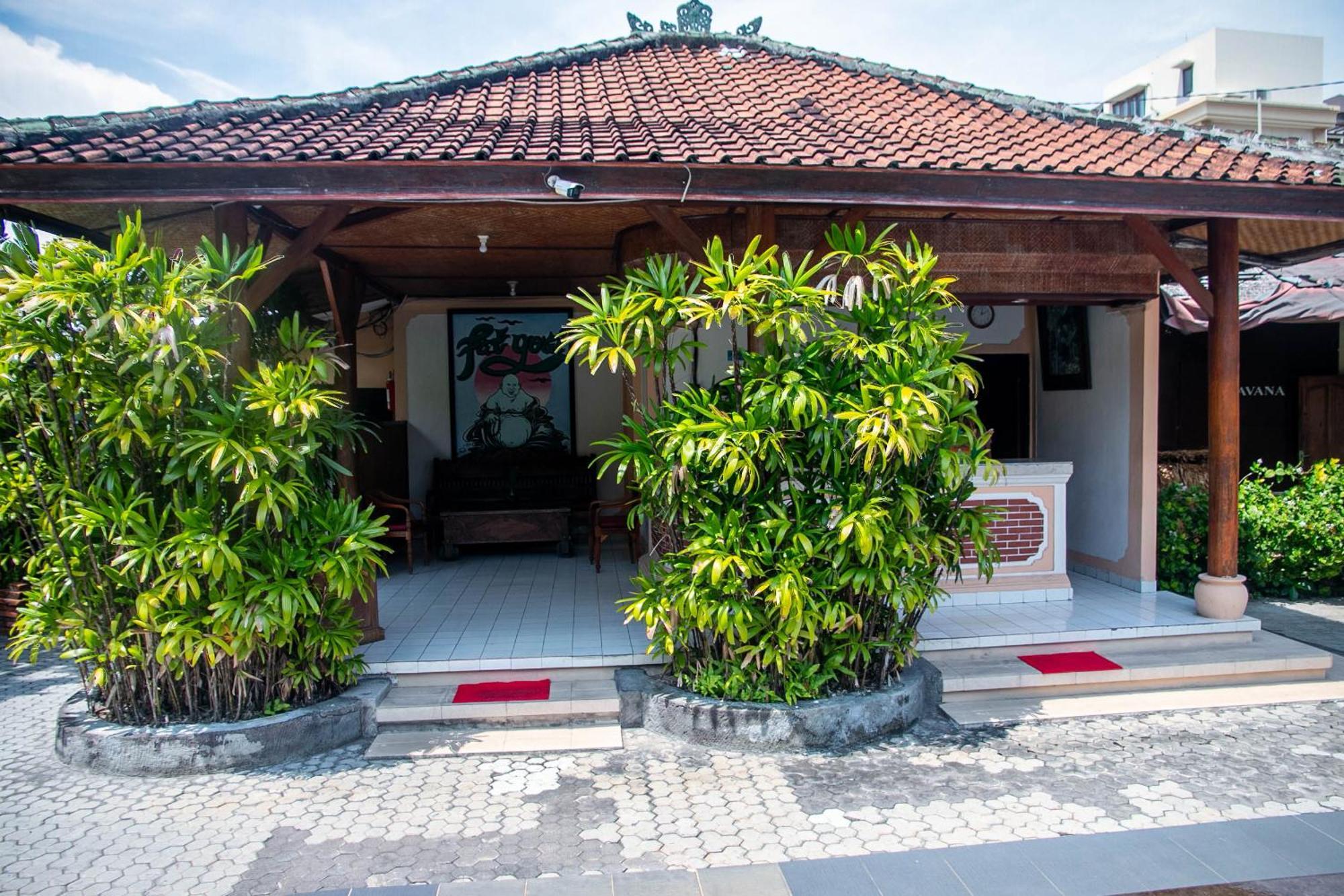Hotel Fat Yogi Kuta (Bali)