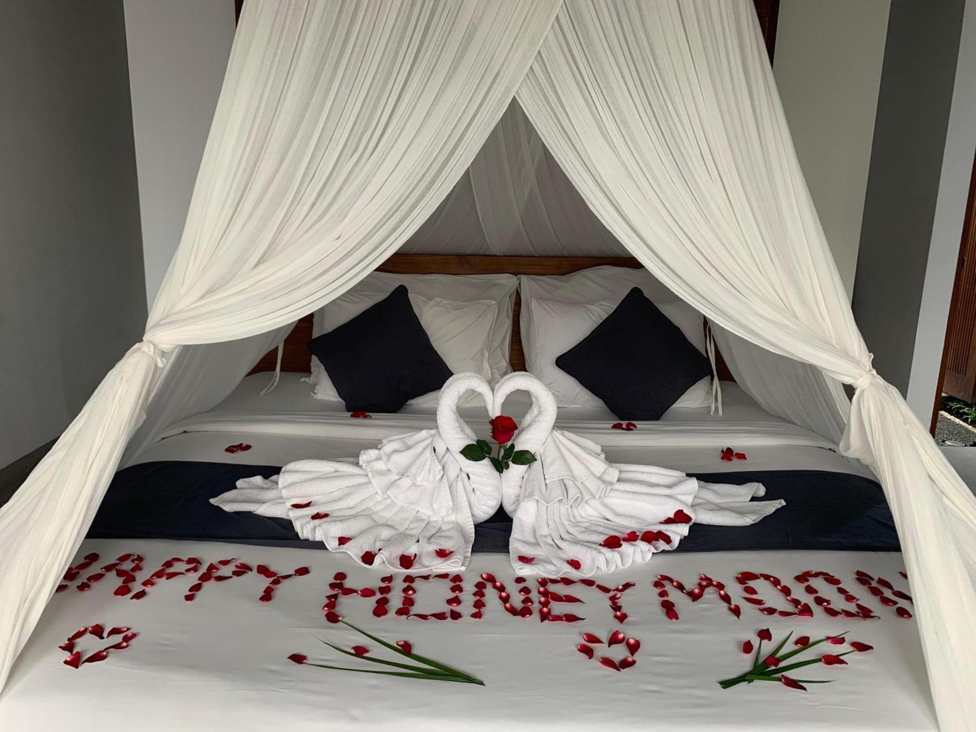 Hotel Poka Hidden Paradise & By Eps 4*