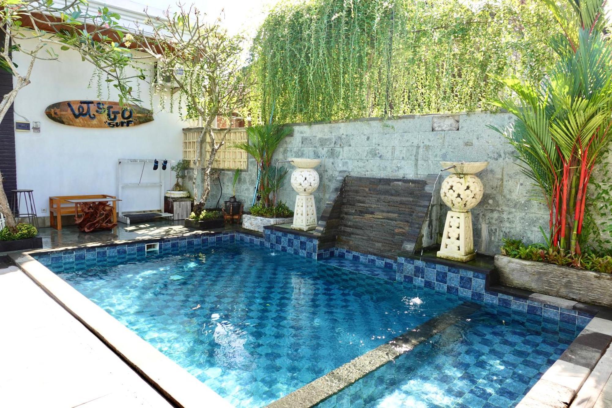 Surfers And Medewi Resort Jembrana (Bali)