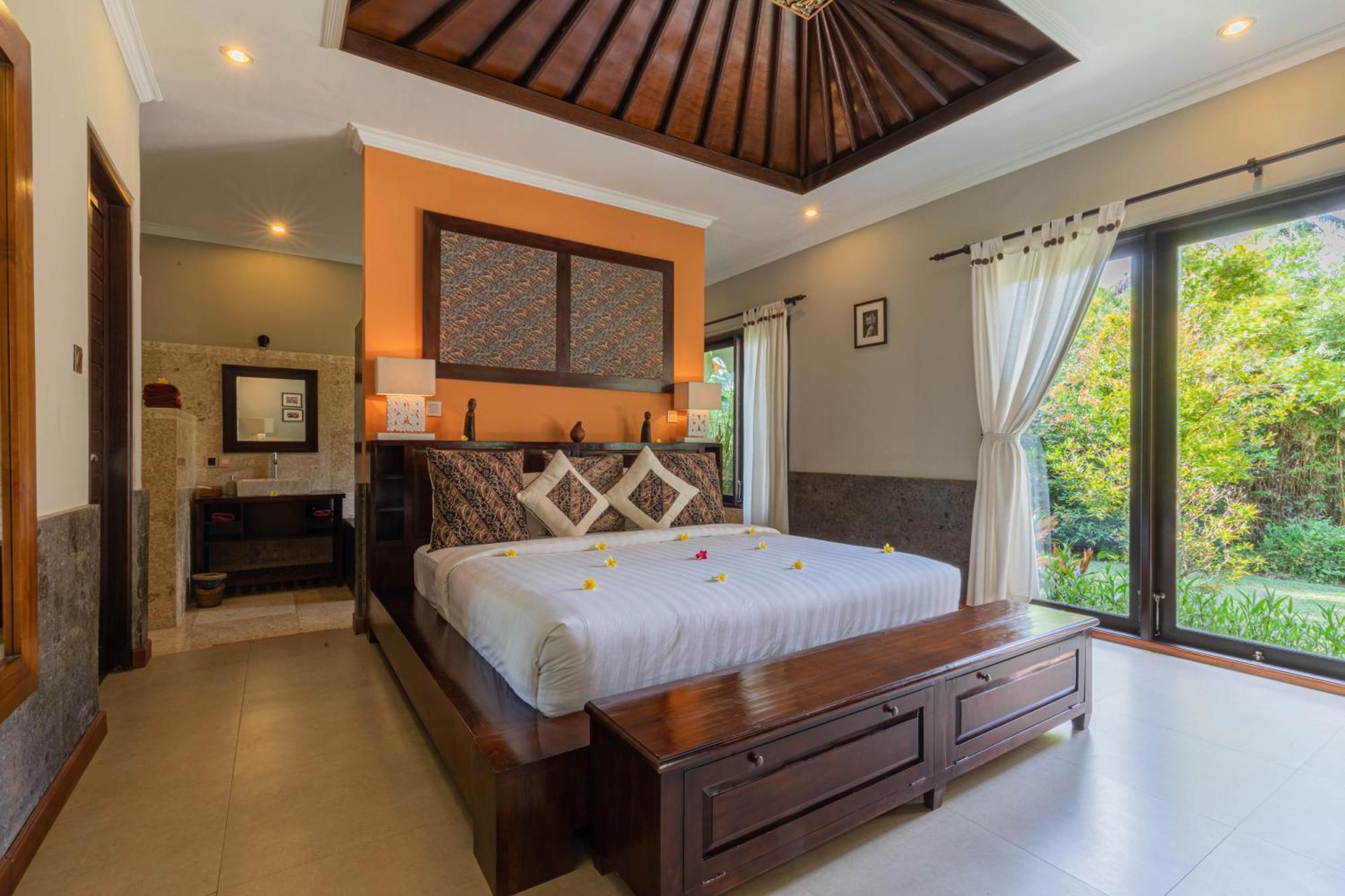 Suara Air Luxury Ubud (Bali)