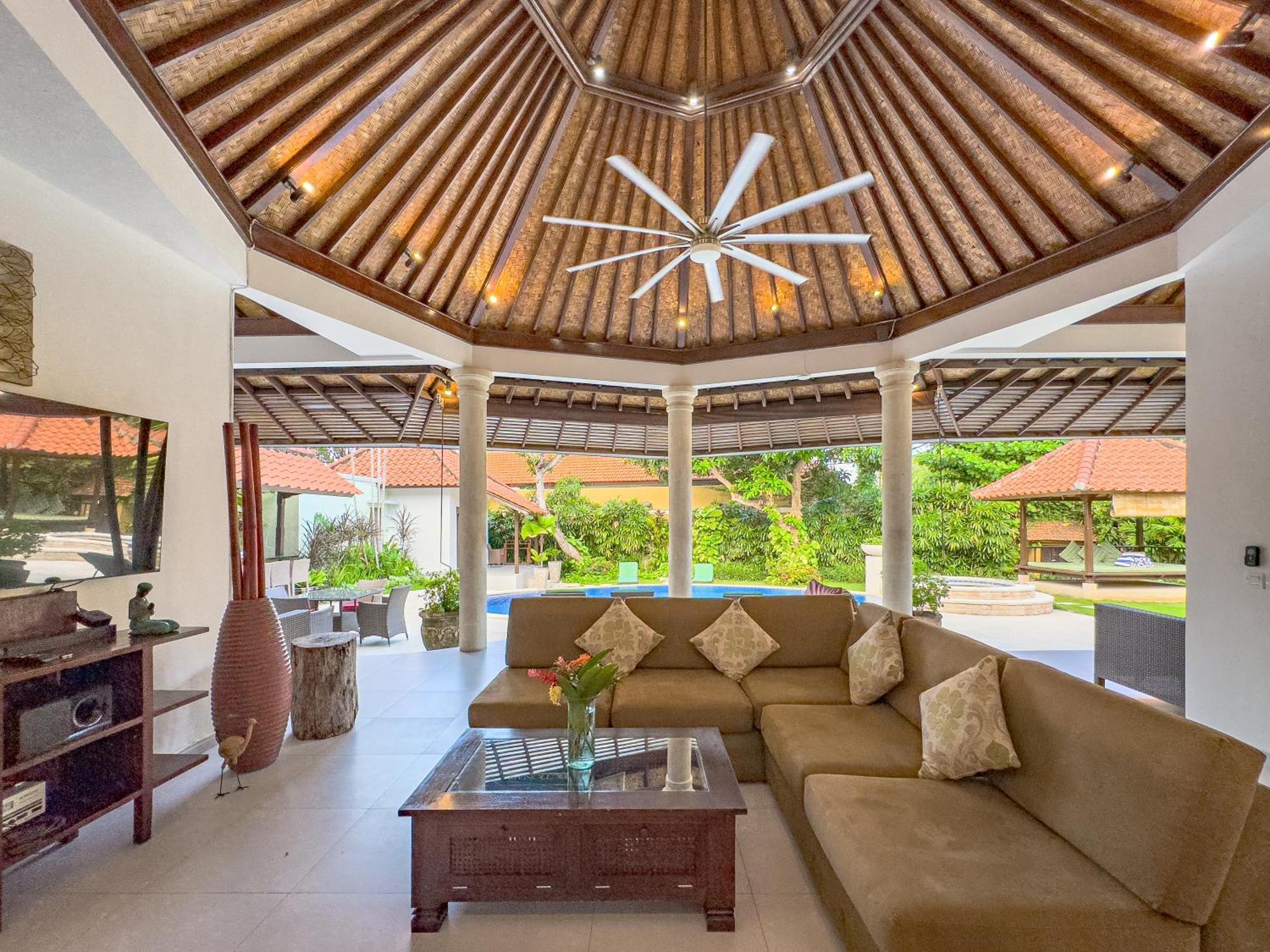 Villa Bugis Abimanyu Seminyak (Bali)