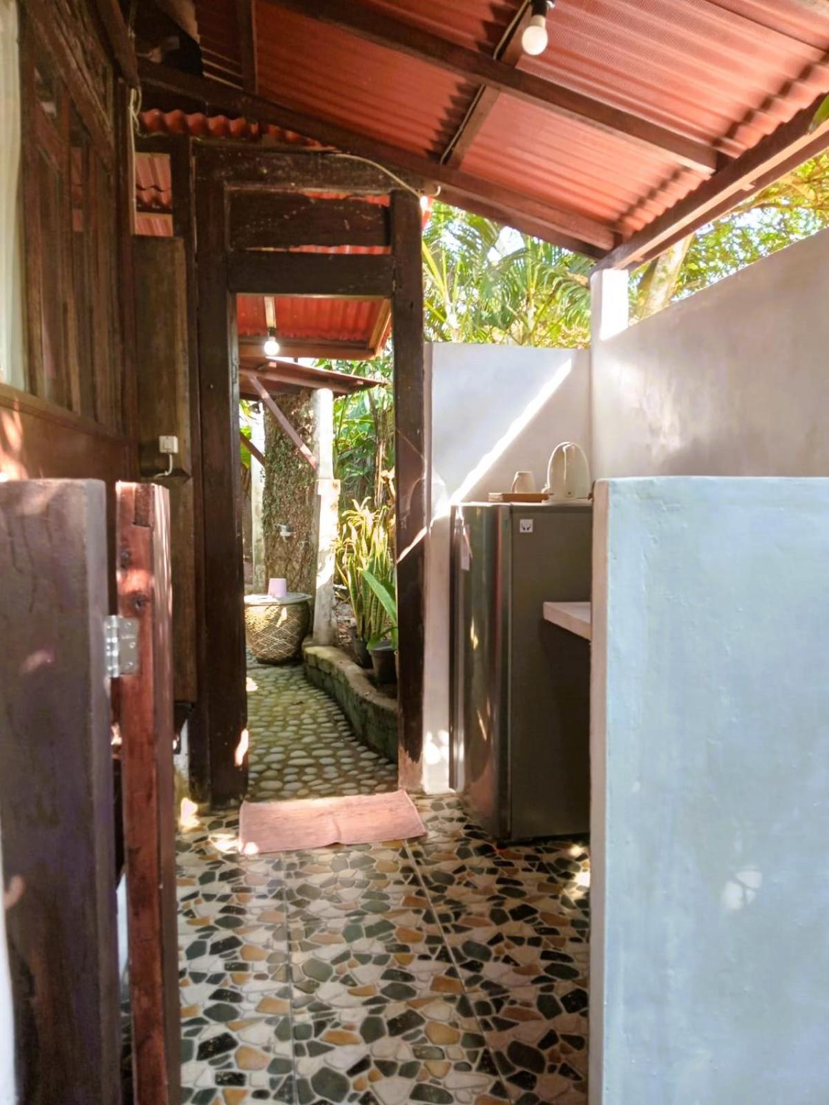 Pisces Balian Hotel