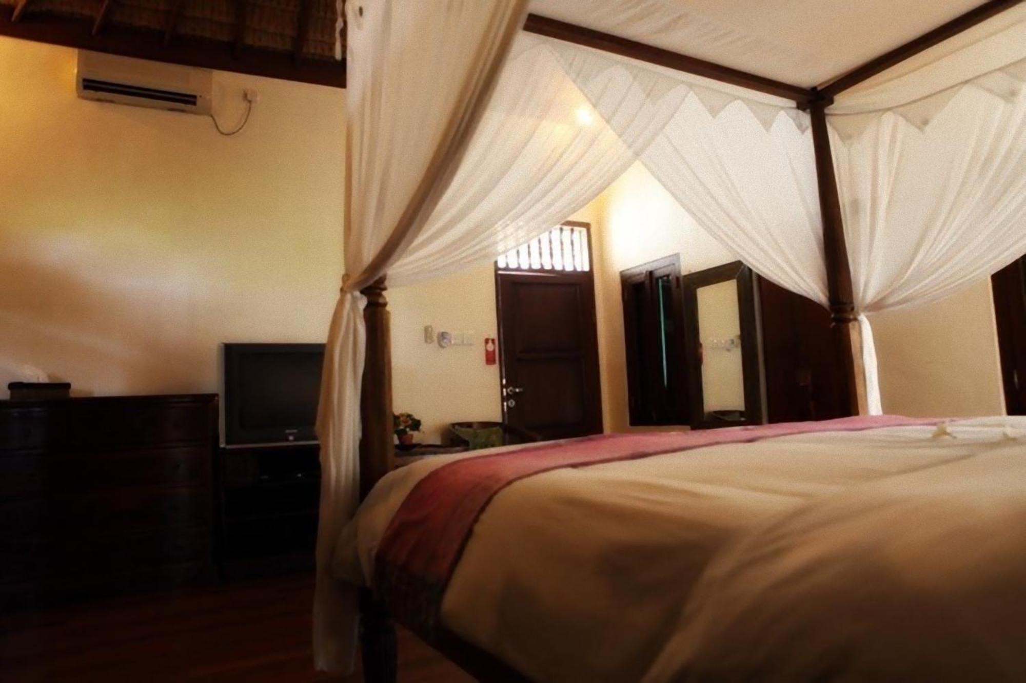 Sunhouse 3* Sanur (Bali)