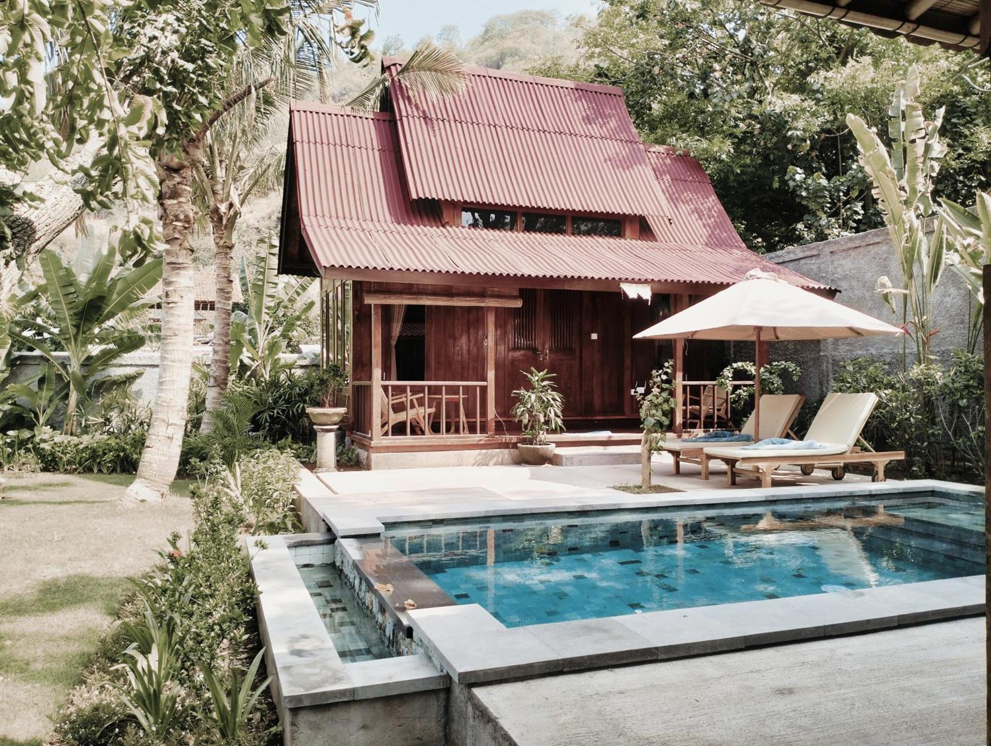 Villa Adi *